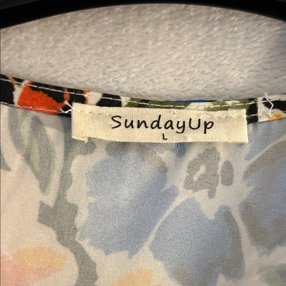 Sunday Up Floral V-Neck Dress - Picture 4 of 6